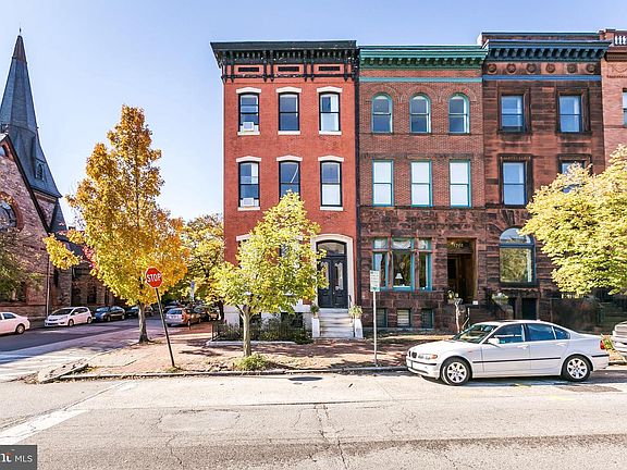 2nd image of 1700 Park Ave