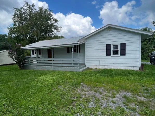 1902 Omaha Ln, Johnson City, TN 37601