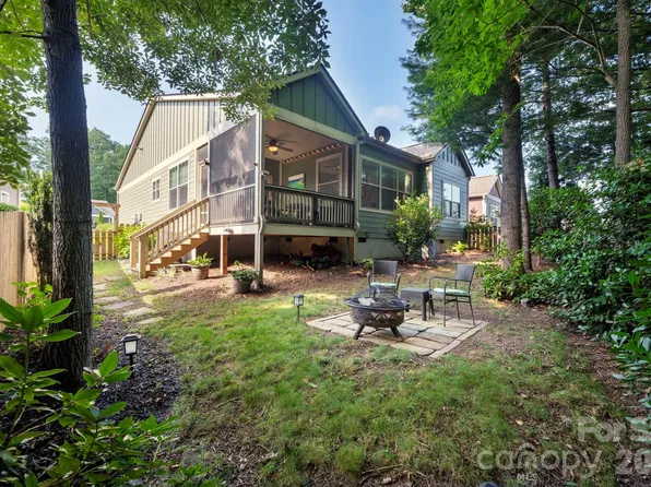 10 Meeting St, Asheville, NC 28803