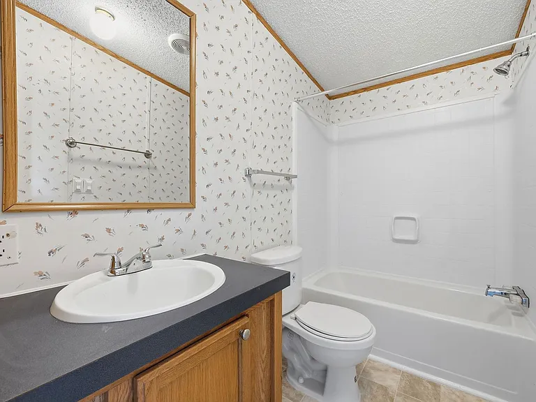 1385 Live Oak Rd — Photo 32