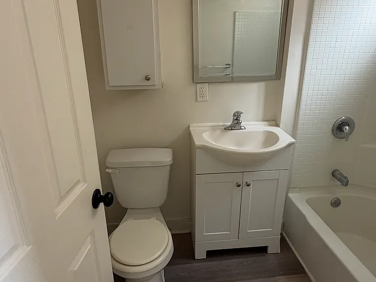 407 Loma Dr #1/2 — Photo 5