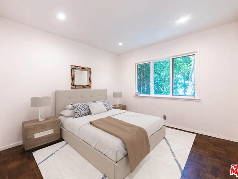 2559 Hutton Dr — Photo 14