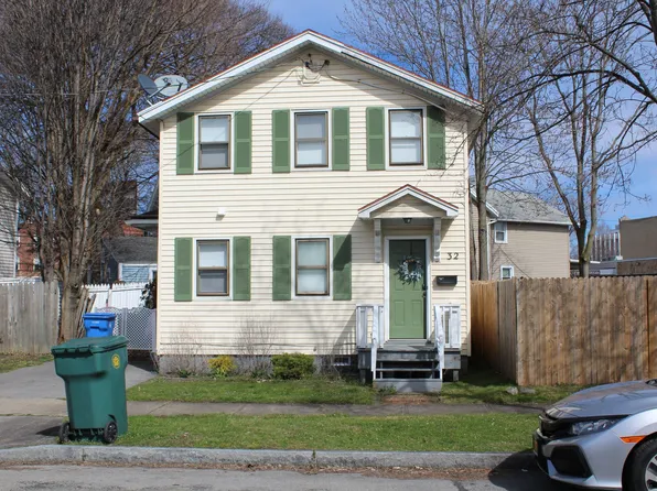32 Pearl St, Rochester, NY 14607