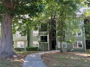 950 Stewarts Creek Dr, Fayetteville, NC 28314