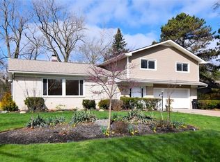 2828 Meldon Blvd, Beachwood, OH