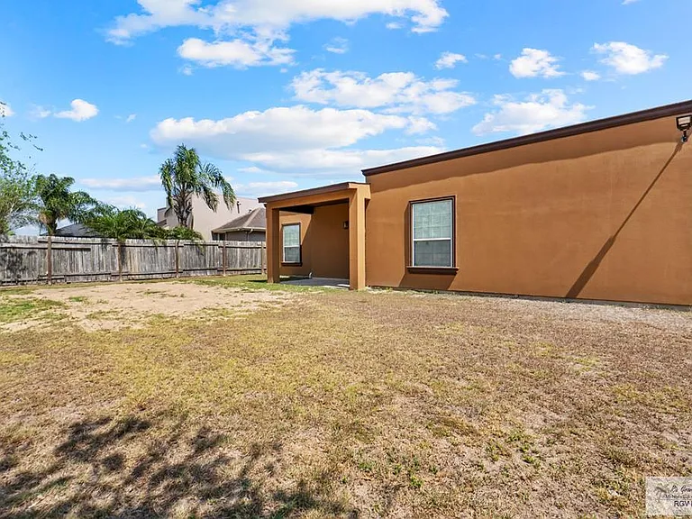 6045 Danubio Ct — Photo 15