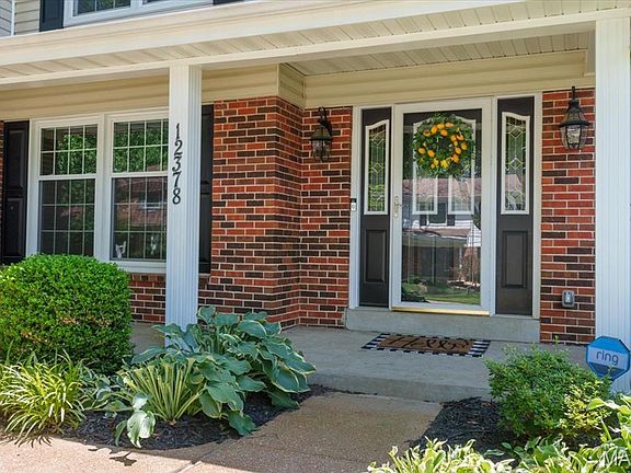 3rd image of 12378 Woodline Dr