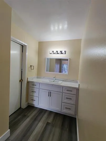 1910 Berryman Street — Photo 51