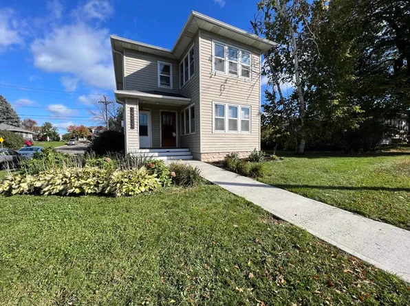 922 Smith Ave S, West Saint Paul, MN 55118