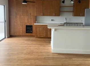 11887 Ellice St APT 6, Malibu, CA 90265