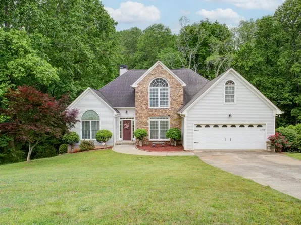 4716 Carriage Way, Flowery Branch, GA 30542