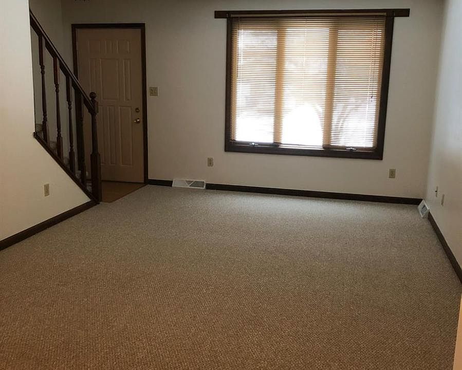1st image of 1038 Oriole Dr