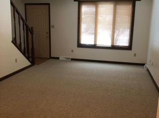 1038 Oriole Dr, Morris, IL