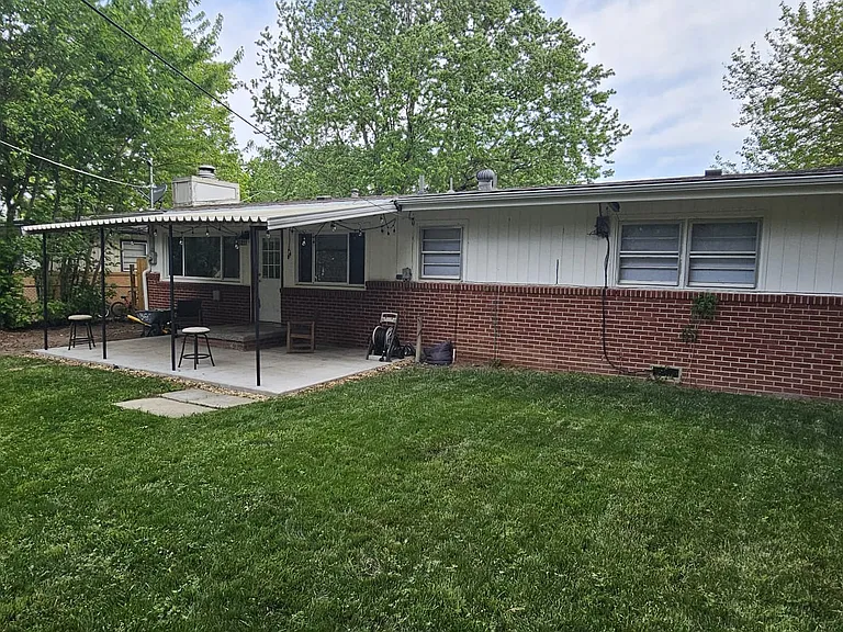 8325 E Indianapolis St — Photo 22