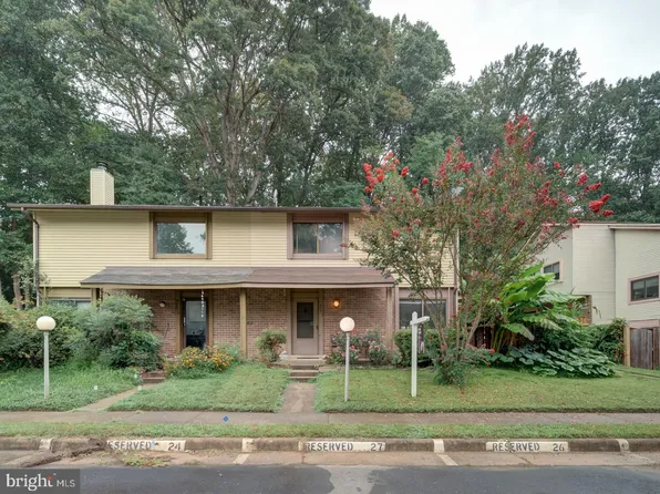 5674 Oak Tanager Ct, Burke, VA 22015