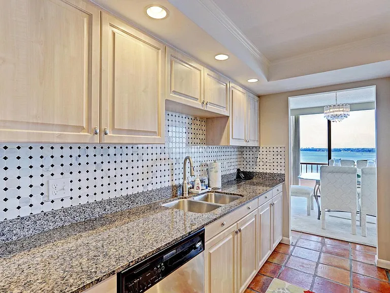 5510 N Ocean Dr #17D — Photo 15