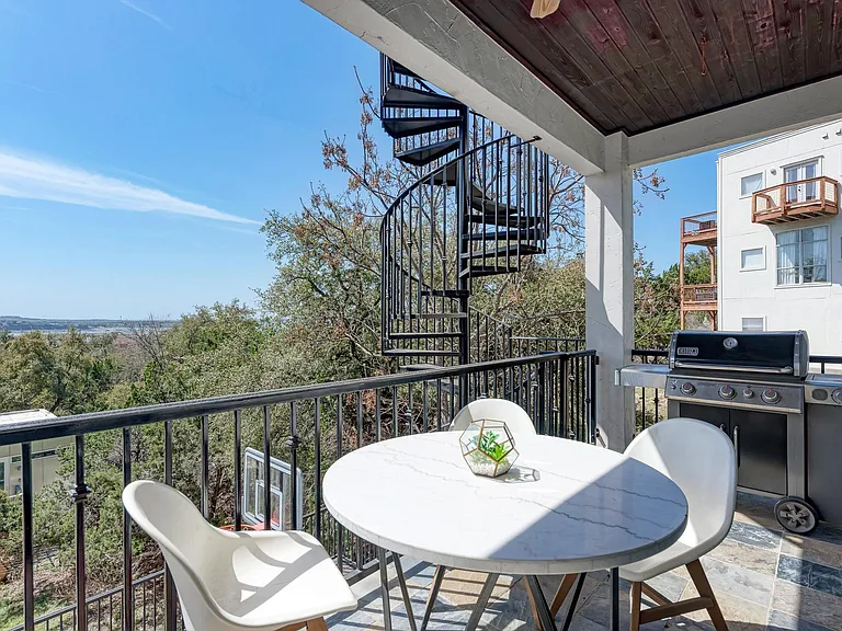 13803 Lake View Dr — Photo 21