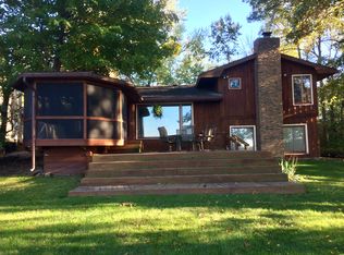 25326 Hiawatha Ln, Hudson, IL