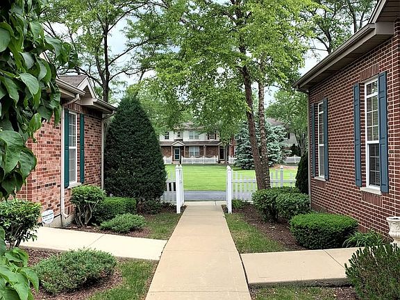 2nd image of 18613 W Point Dr