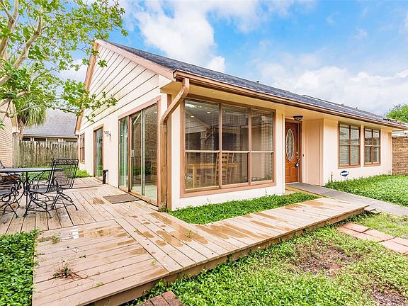 2nd image of 16806 Burwood Way
