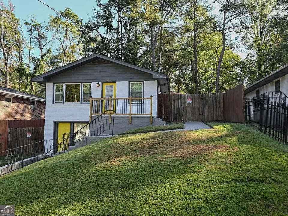 1336 Willow Trl SW