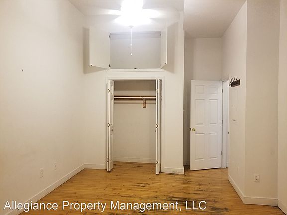 3rd image of 212 E Franklin St #U1