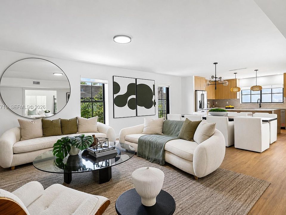 1st image of 7811 Carlyle Ave