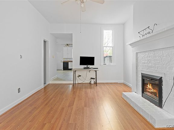 5th image of 2210 M St