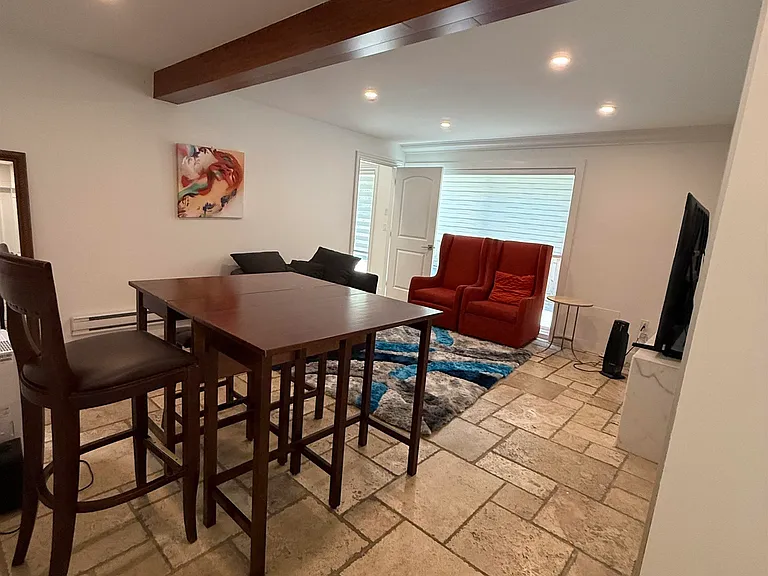 285 Rabbit Ln — Photo 2