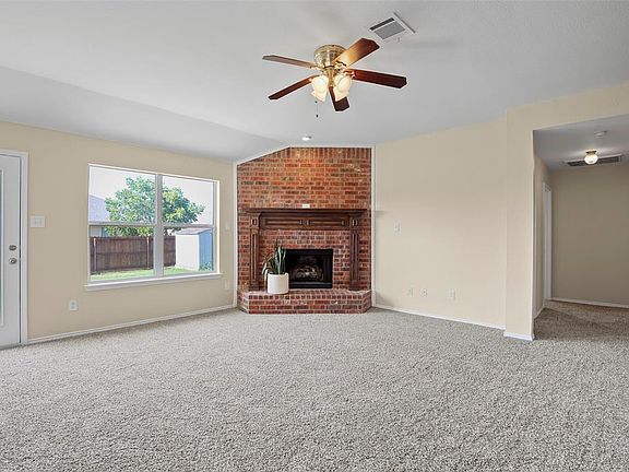 4th image of 2915 Marsha Ln