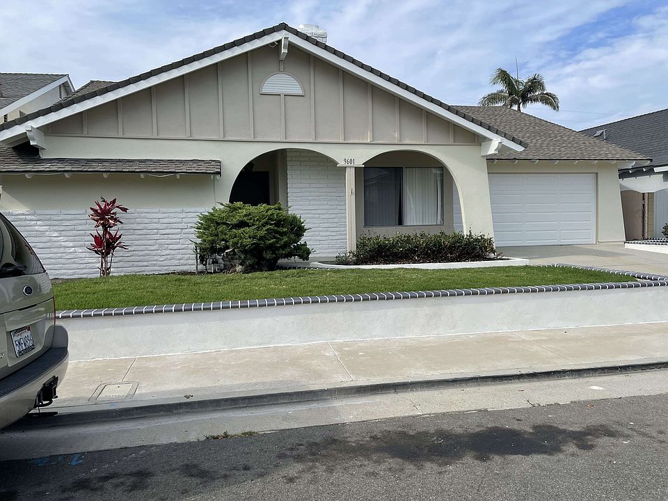 1st image of 9601 Indian Wells Cir