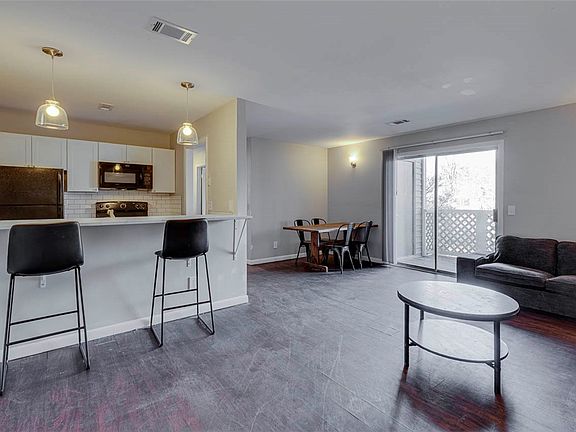 4th image of 220 Elm St APT 422