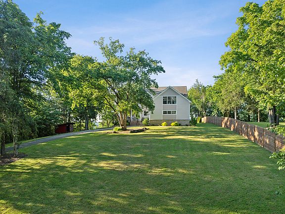 2nd image of 669 Cummings Ln