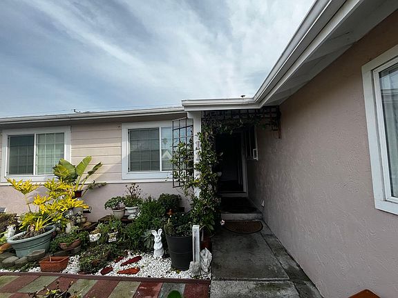 3rd image of 1172 Roleen Dr