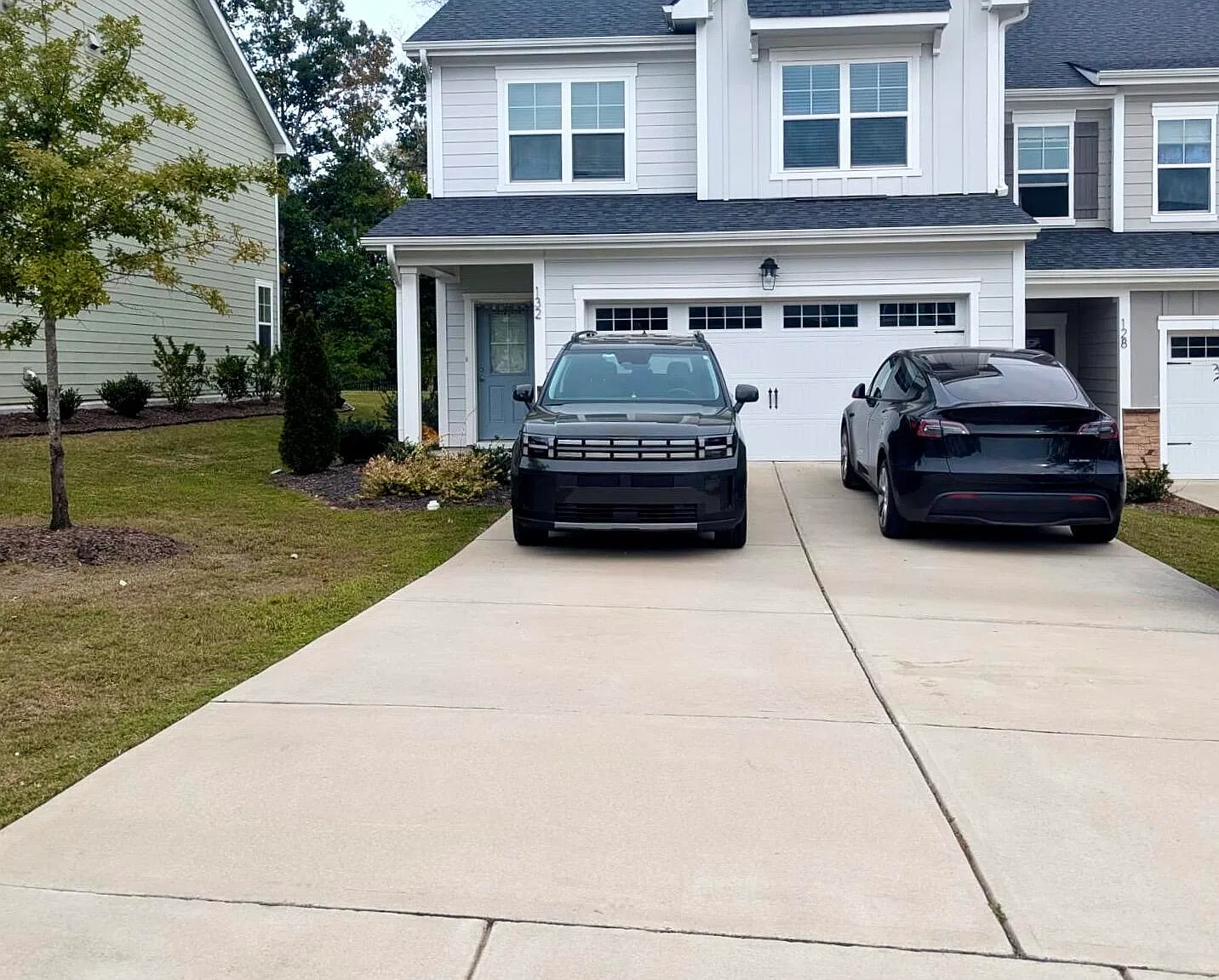 4 bed, 3.0 bath, 2254 sqft, $2,450 — Photo 1