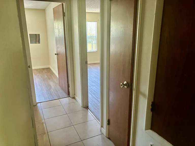 408 Banana Cay Dr #G — Photo 12