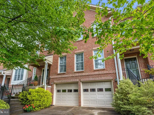 168 Mosby Cir, Warrenton, VA 20186