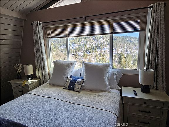 4th image of 32415 Scandia Dr #32415