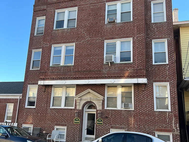 11 S Oakland Ave #A-1 — Photo 1
