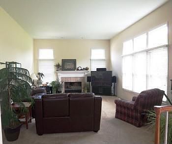 2nd image of 335 Huntington Dr