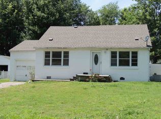 819 Pryor St, Mayfield, KY 42066