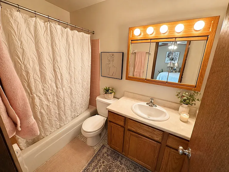211 Nautilus Dr #7 — Photo 12