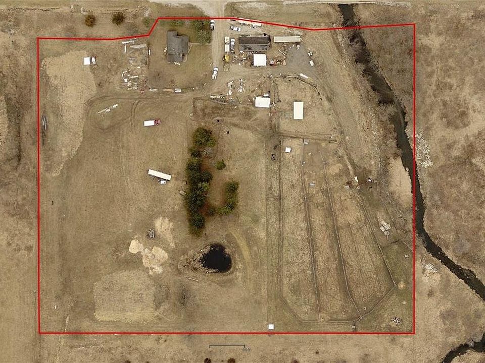 1st image of 8267 NE 46th Ave