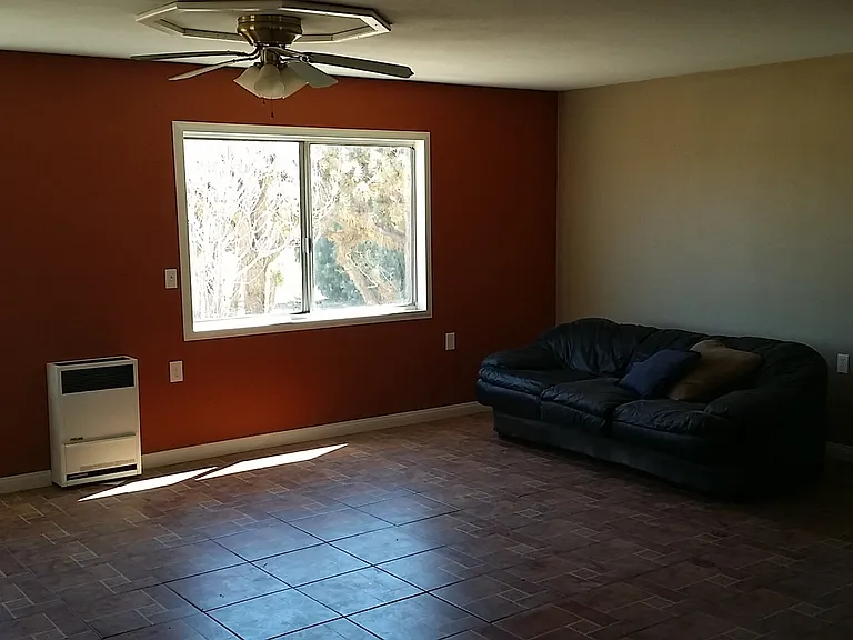 56565 Sunnyslope Dr — Photo 3