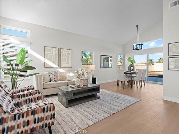 4th image of 19202 Bergamont Dr