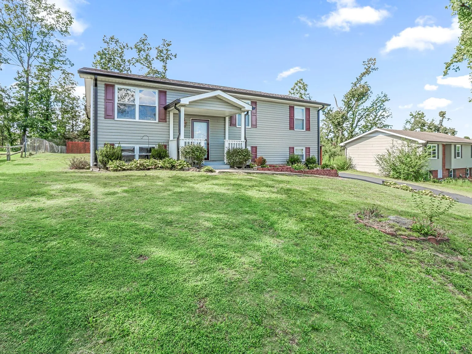4007 Shady Oak Dr — Photo 4
