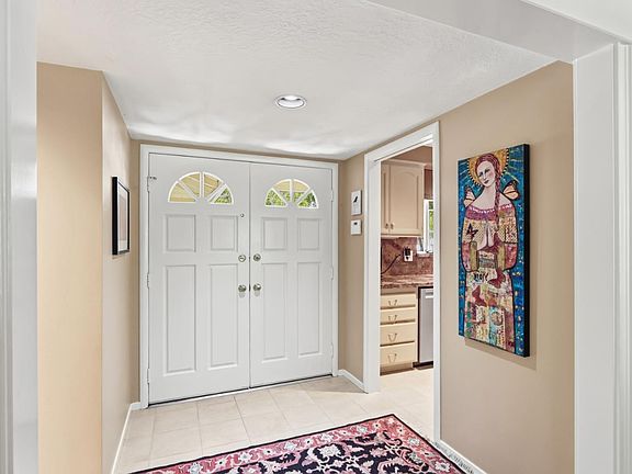 5th image of 4607 American River Dr