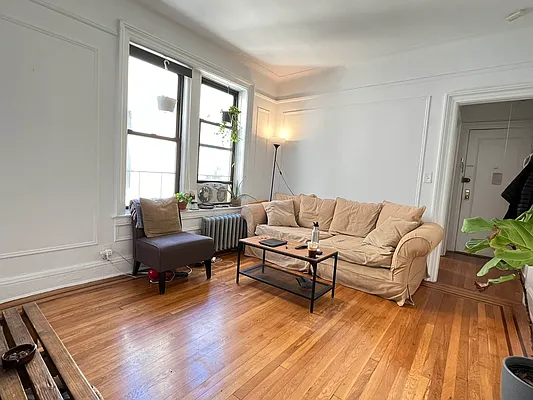 Rented by Modern Spaces | media 9