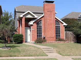 723 Burr Oak Dr, Lewisville, TX 75067