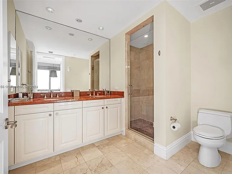 10295 Collins Ave #1906 — Photo 7